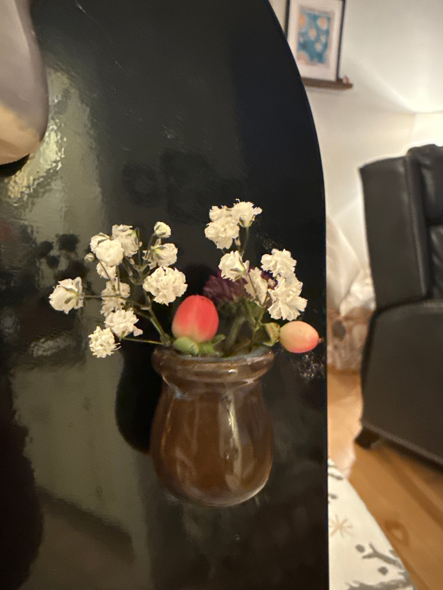 Mini bud vase magnets